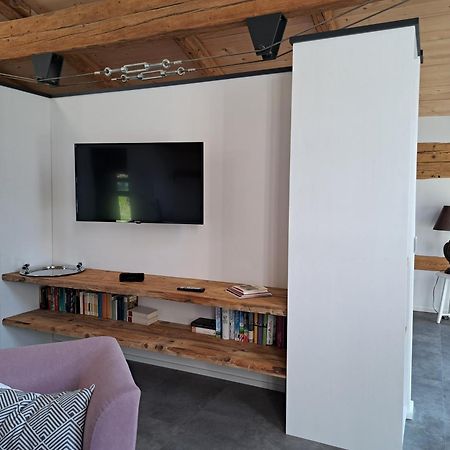 Neu! Ferienwohnungen Im Lueftlmalereck, Hennalahaus オーバーアマーガウ エクステリア 写真